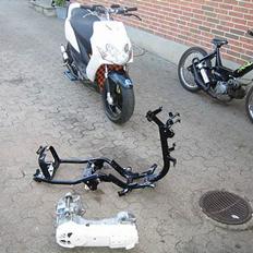 Yamaha Jog (projekt lc )