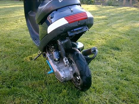 PGO Comet - "SOLGT" - Hvide blink lys for og bag ;) billede 8