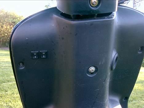 PGO Comet - "SOLGT" - To komtagter!: 1 til neon lys og 1 til Anlæg billede 10