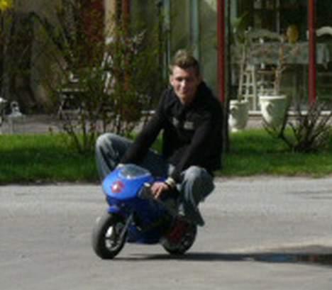 MiniBike RR Factory - Skulle lige prøve min kammis kværn, 30 sek inden billedet blev taget havde jeg lige været i asfalten!! -GG- billede 5