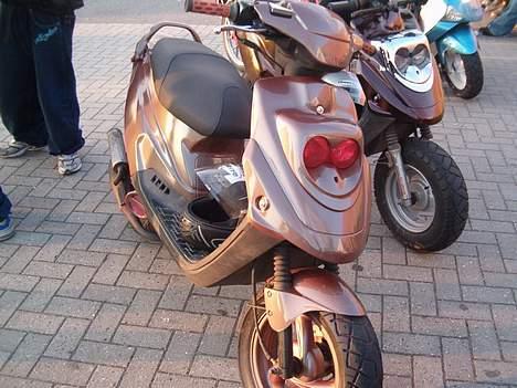 PGO Hot50  - hmm nyt billed1. ska nok fået taget nogen flere hvor man kan se effekten i farven :P billede 10