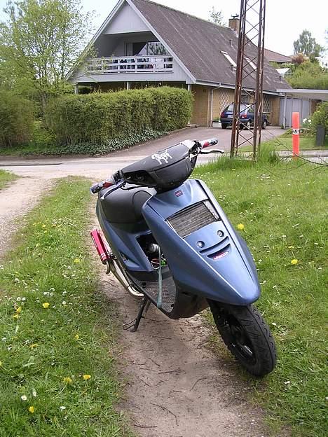 Yamaha jog (solgt) - før billede 6