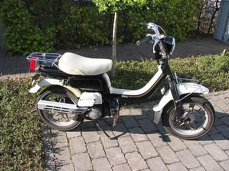 Suzuki fz50 SOLGT billede 1