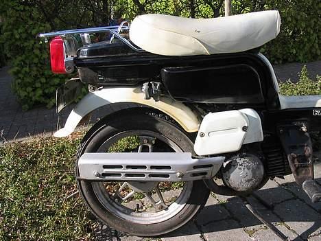 Suzuki fz50 SOLGT billede 4