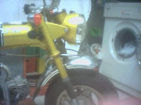 Honda Dax St 50 billede 3