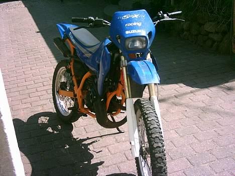 Suzuki SMX 50 SOLGT - foran billede 11