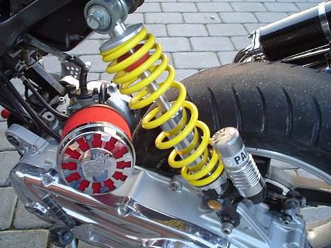 Suzuki street magic -slogt billede 5