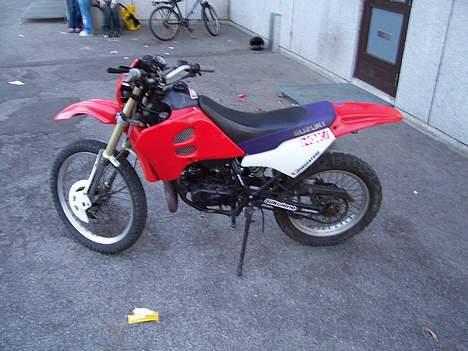 Suzuki RMX BYTTET billede 2