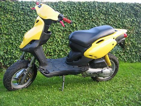 PGO pmx 100%Færdig "Lynet" billede 1