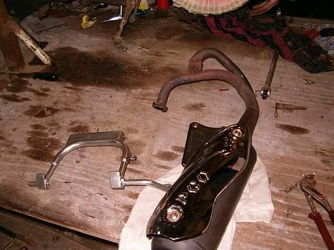 PGO Comet (soldt) - hvem kan se at den udstødning er næsten 5 år gammel :P billede 5