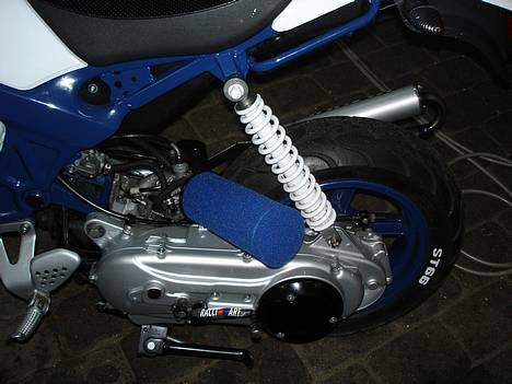 Suzuki Street Magic // 70ccm - lige  et billede af den autolakerede motorblok billede 8