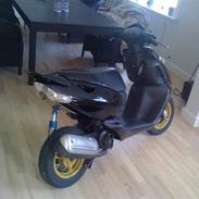 Aprilia sonic ac 