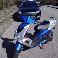 Peugeot Speedfight 2 