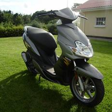 Yamaha jog r solgt