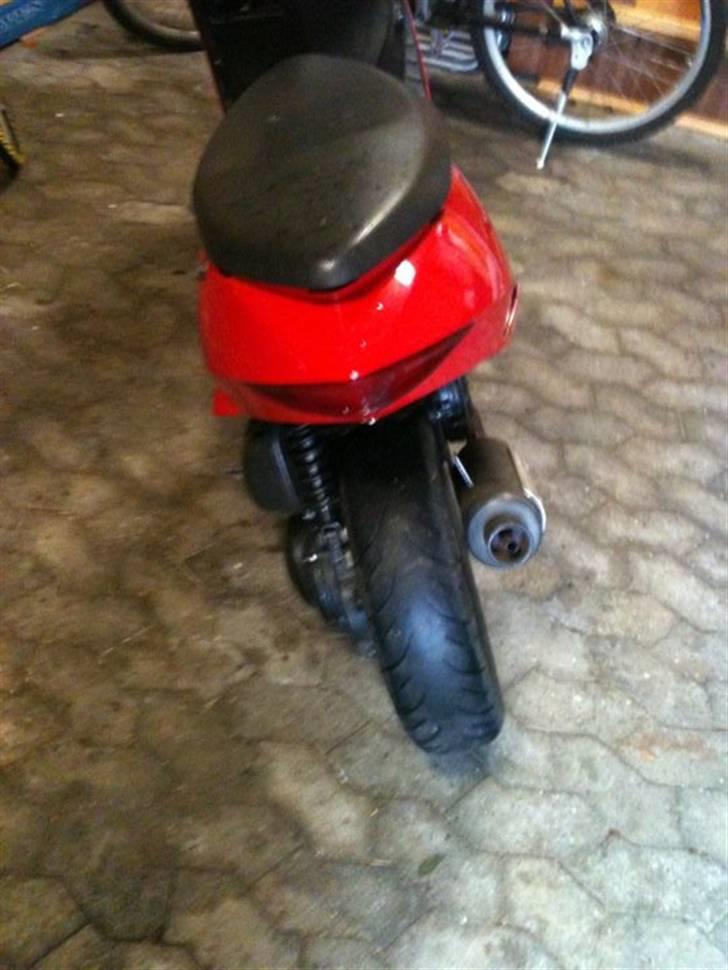 Suzuki estilete SOLGT billede 7