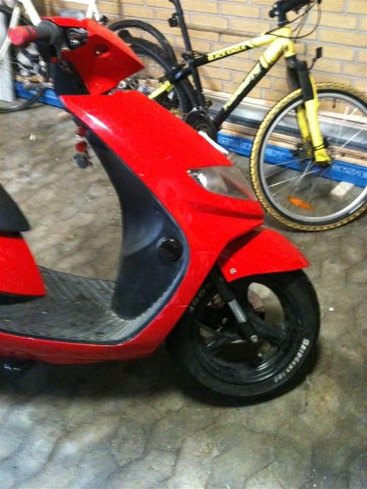 Suzuki estilete SOLGT billede 9