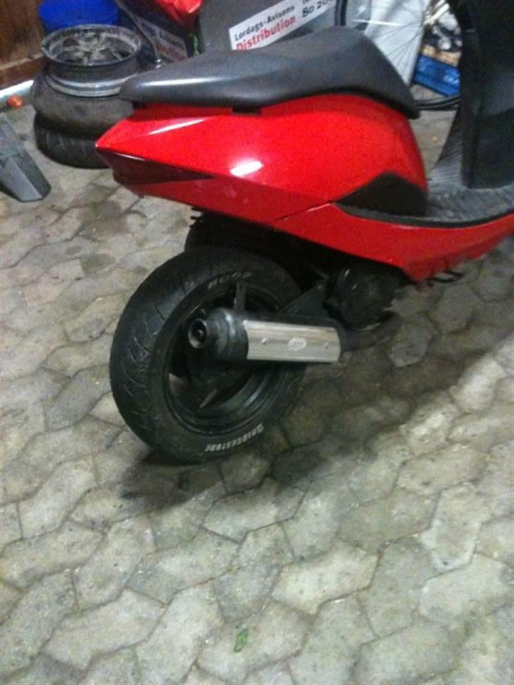 Suzuki estilete SOLGT billede 12