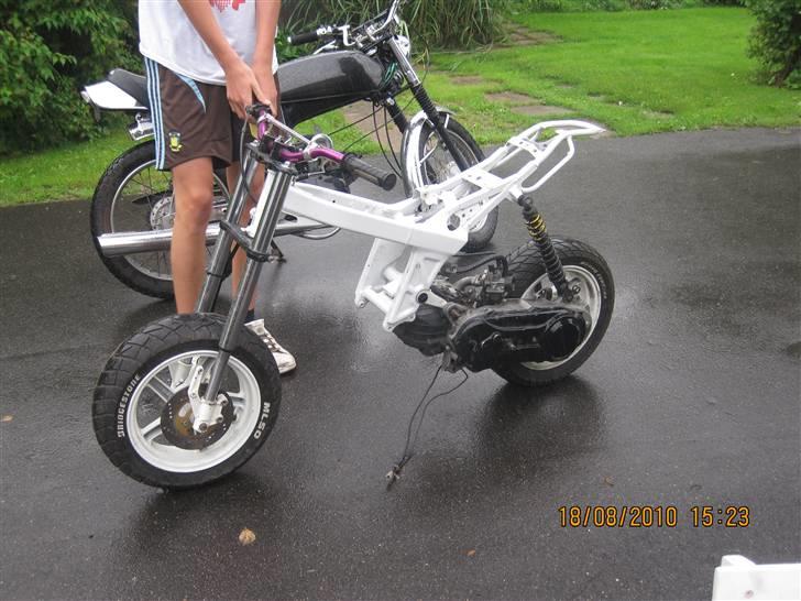 Suzuki street magic *SOLGT* billede 1