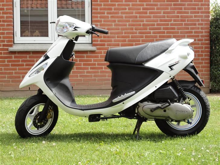 PGO White magic 110 ccm  billede 1