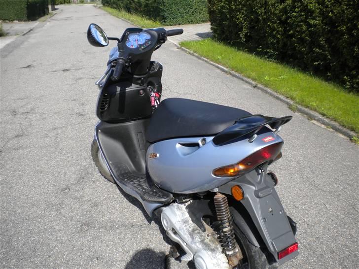Aprilia sonic  billede 9