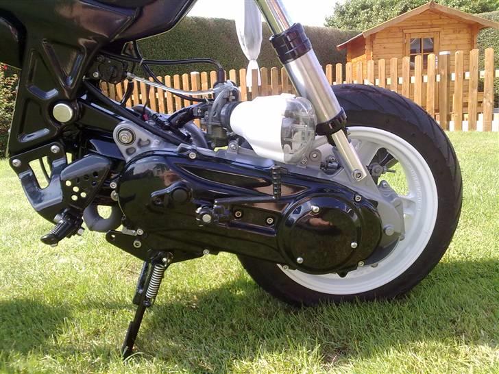 Suzuki Street Magic billede 2