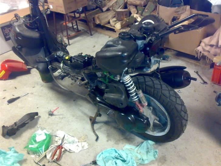 Peugeot Speedfight 2 -SOLGT- billede 3