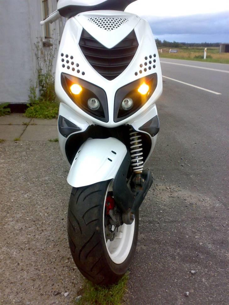 Peugeot Speedfight 2 -SOLGT- billede 11