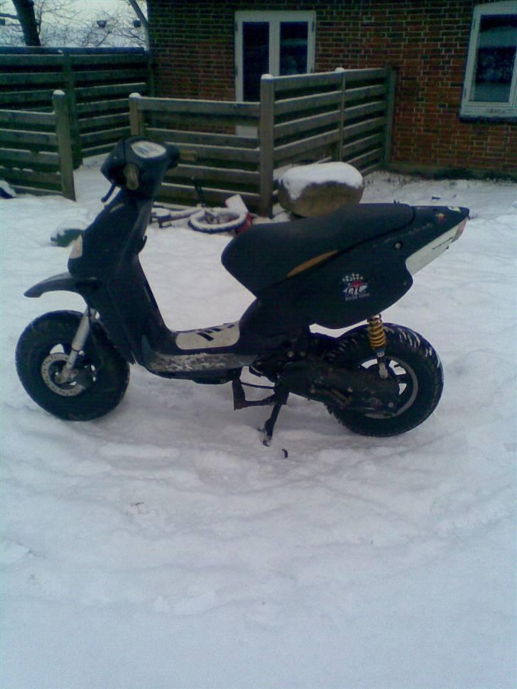 Aprilia rally solgt billede 15