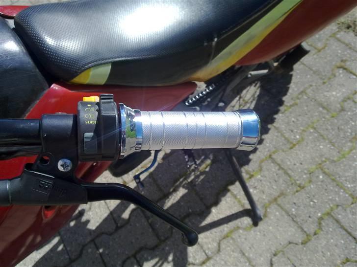 Suzuki Rmx "Solgt" billede 4