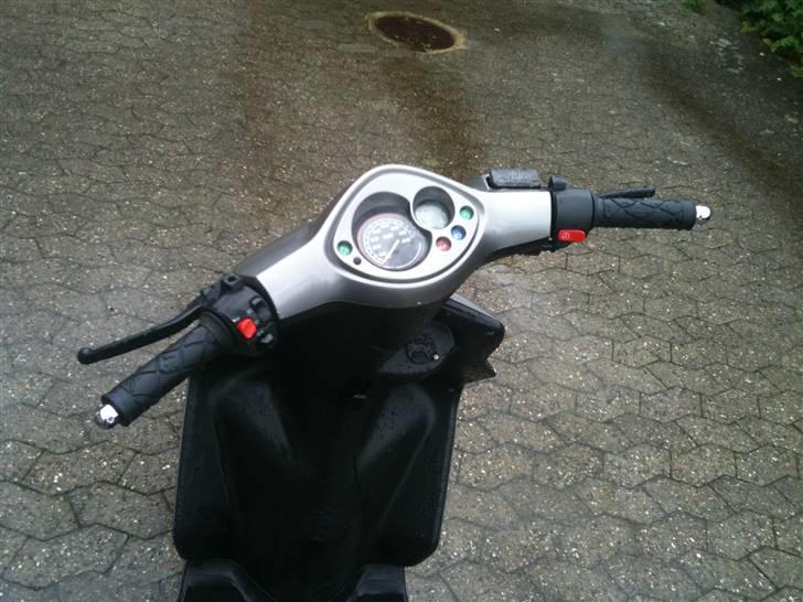 Yamaha Jog R SOLGT billede 5