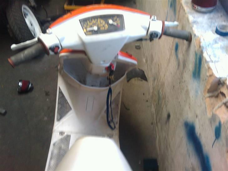 Yamaha Jog as TOTALSKADET billede 9