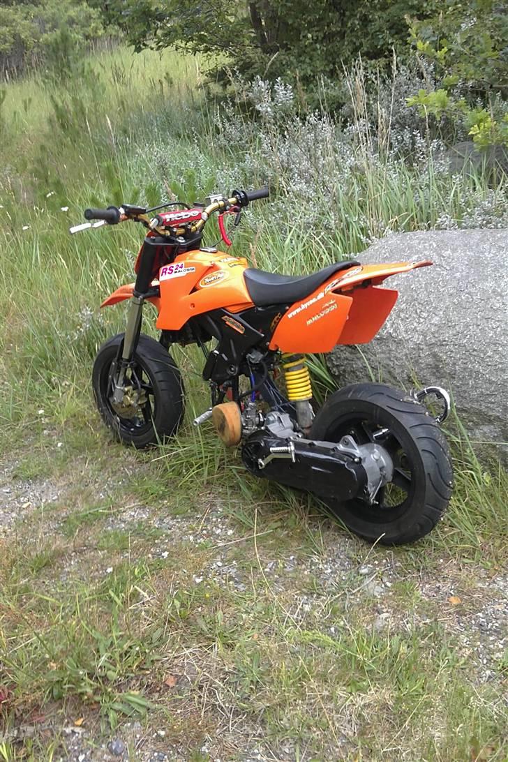 Suzuki Street KTM ( Solgt) billede 1