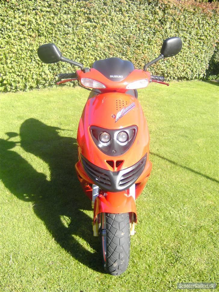 Suzuki ay50 katana SOLGT   billede 1