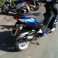 Peugeot speedfight 3 solgt for 5000 kr