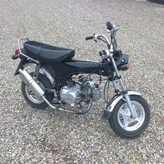 Skyteam Dax 125cc // SOLGT