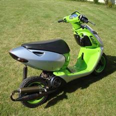 Aprilia Sonic -> *SOLGT* 