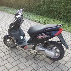 Yamaha Jog r