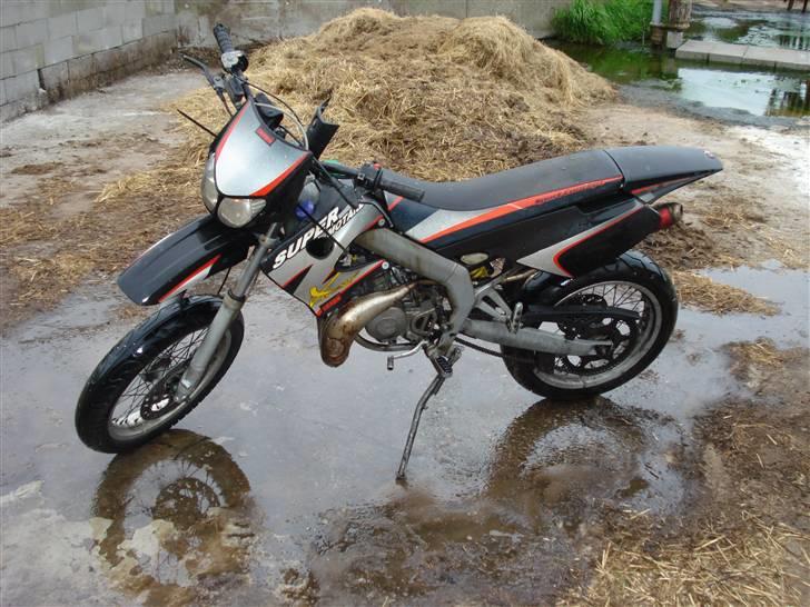 Derbi senda solgt billede 1