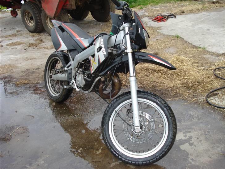 Derbi senda solgt billede 2