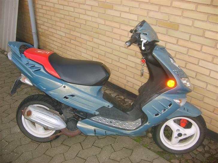 Peugeot speedfight 2 (SOLGT) billede 1