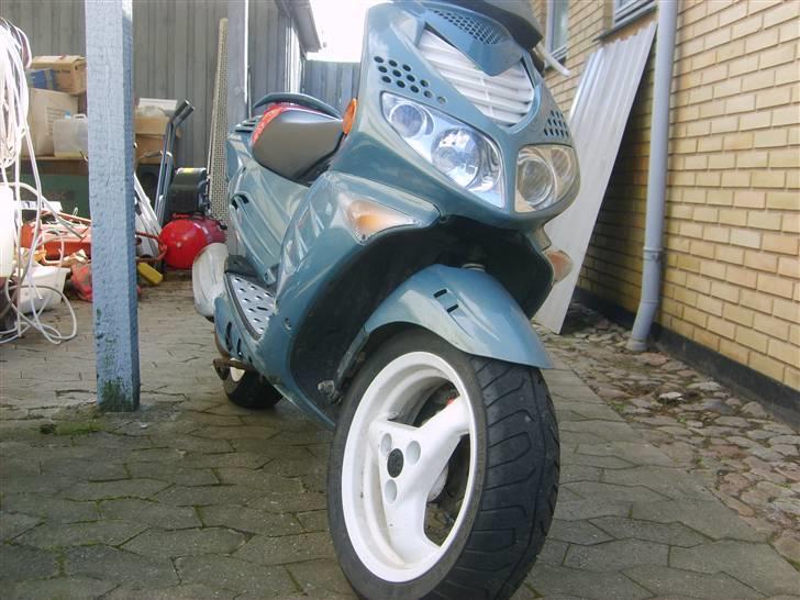 Peugeot speedfight 2 (SOLGT) billede 2