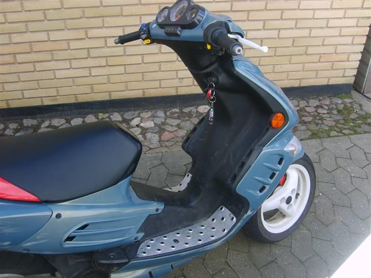 Peugeot speedfight 2 (SOLGT) billede 5