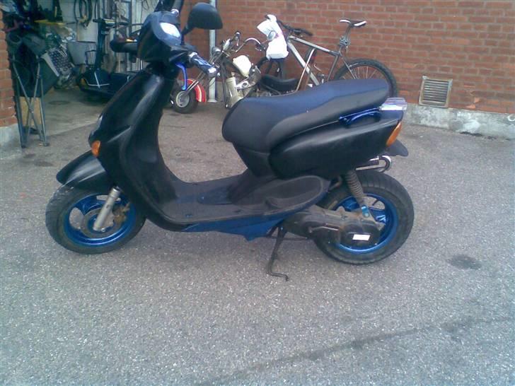 Yamaha neos billede 3