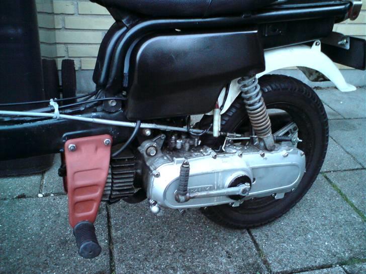 Suzuki fz 50 solgt billede 2