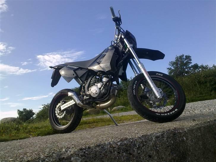 CPI Super Motard TOTALSKADET! billede 7