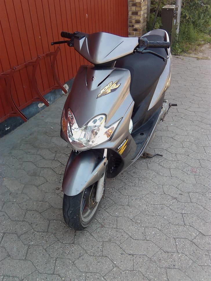 Yamaha jog r  før billede 1
