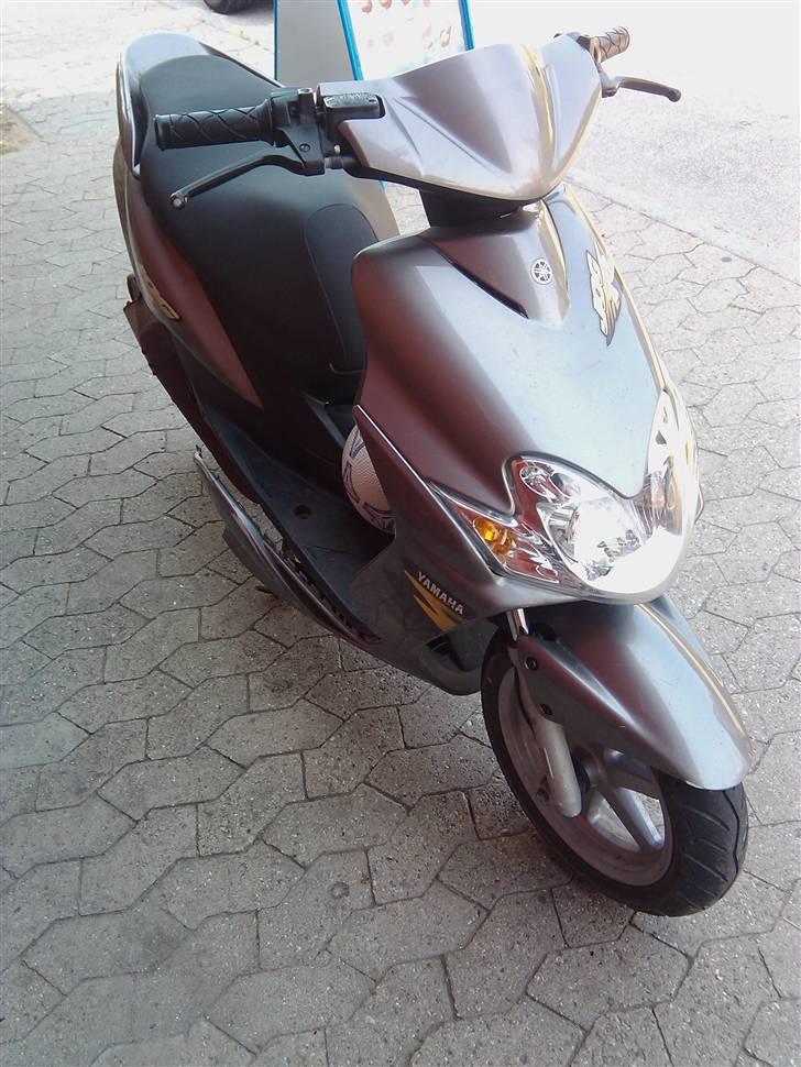 Yamaha jog r  før billede 4