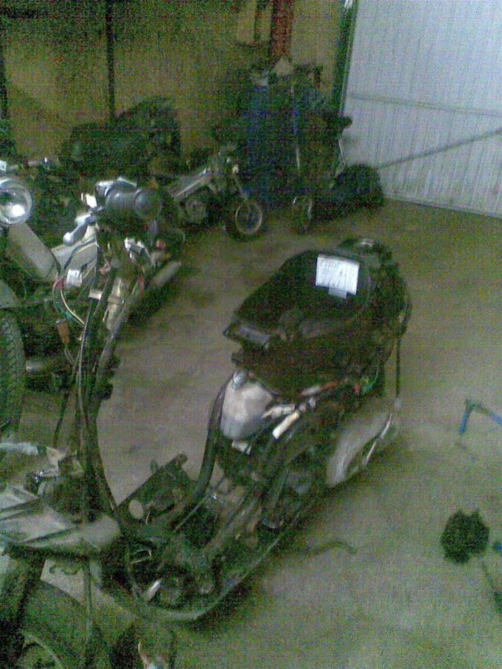 Yamaha jog "byttet" - inden stel blev malet billede 9