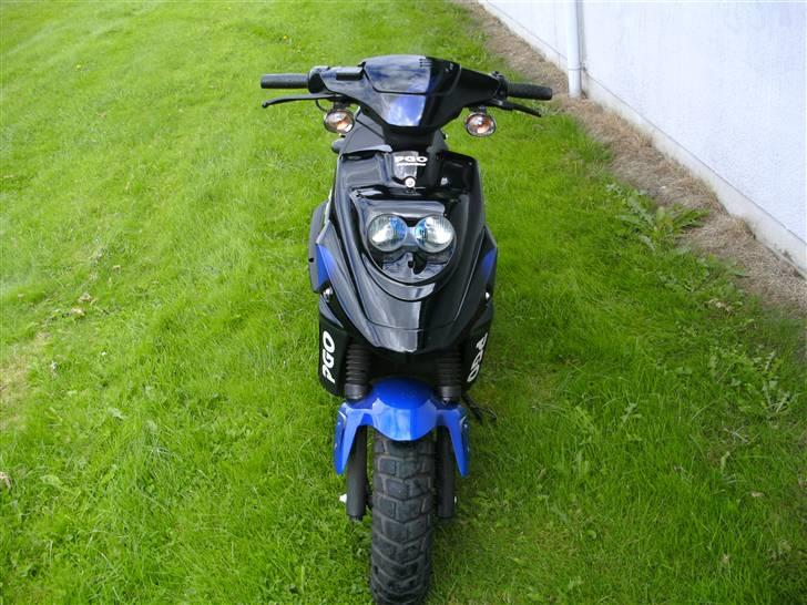 PGO Hot 50 SP - Forfra billede 3