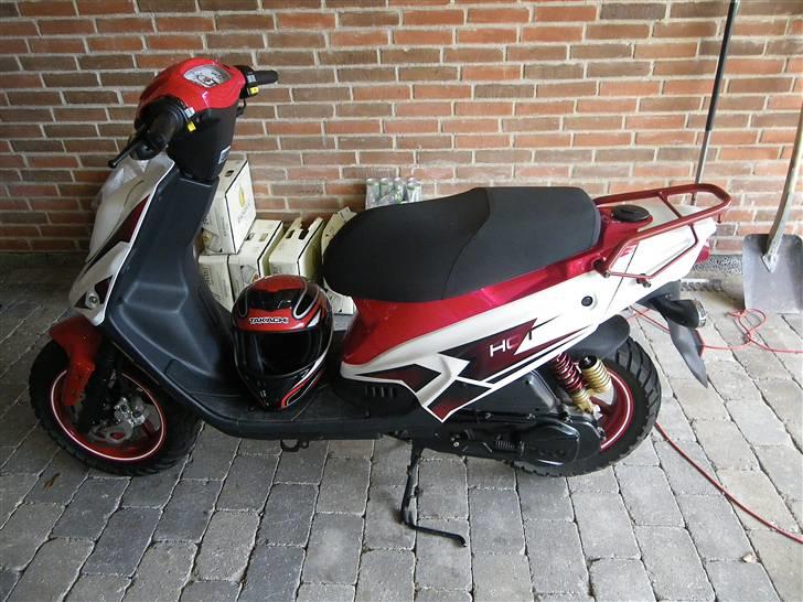 PGO hot 50  billede 1